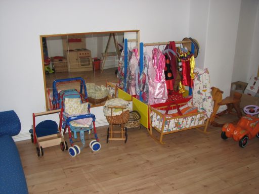 zweites Spielzimmer Flohzirkus